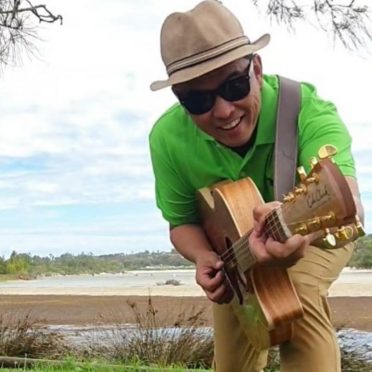 Musician Chris Rulewski is performing in the beer garden at Jervis Bay Brewing Co this Sunday.