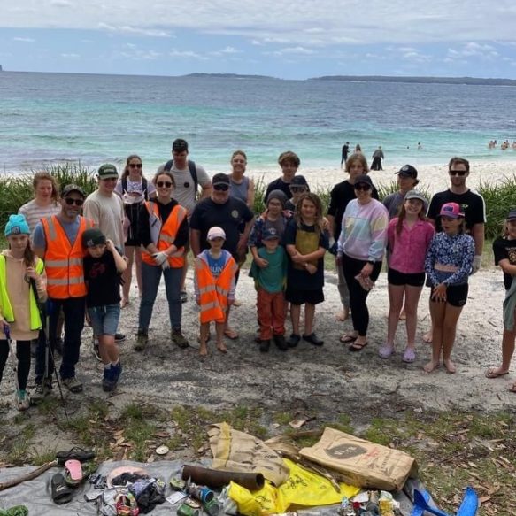 Woebegone Freedive organises monthly beach clean ups