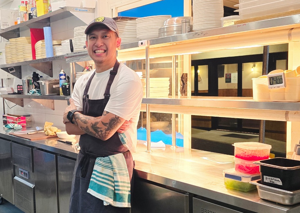 Chef Curth spearheading the Filo Monday team in the kitchen at Bud's Tavern in Huskisson. Photo Narrell Tabone